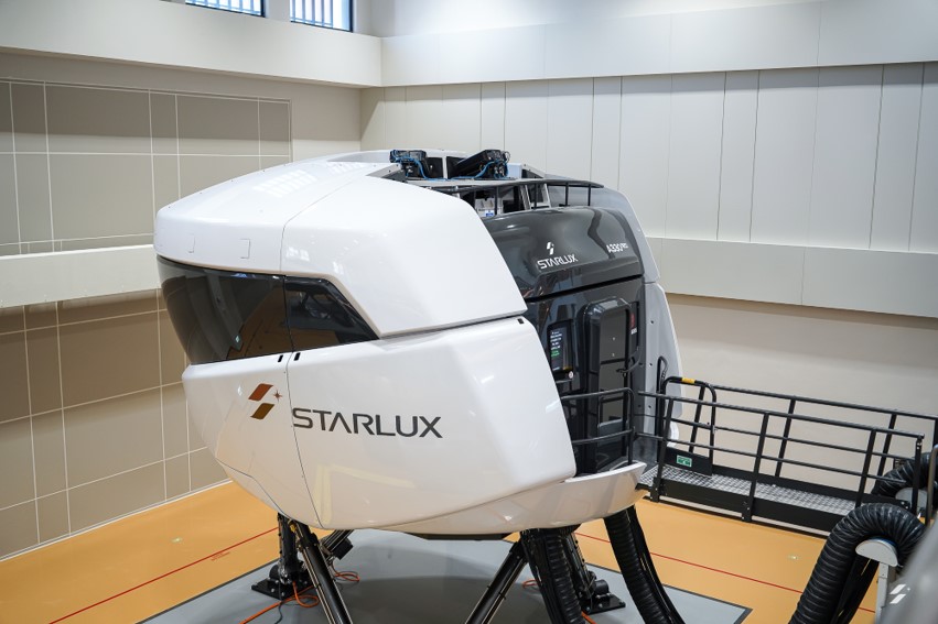 STARLUX Airlines Flight Simulator Experience - STARLUX Airlines